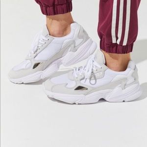 Adidas originals falcon sneaker